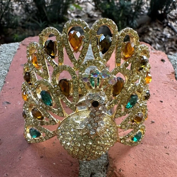 Jewelry - GoldTone Jeweled Peacock Bracelet~
Colorful and Full of Sparkle classy exotic